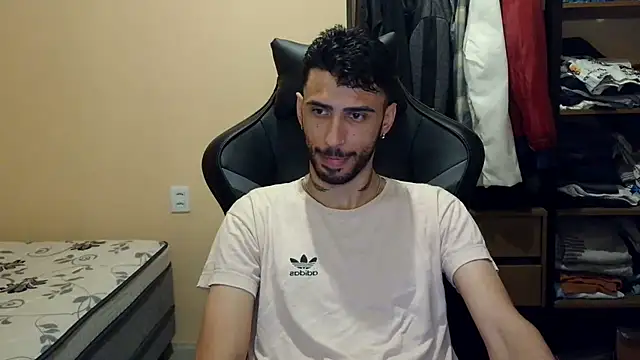 Snapshot of iendriw chatting on 02/17/26, 05:59 iendriw online show from 02/17/26, 05:59