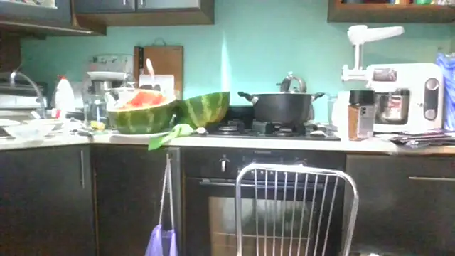 Snapshot of Heidi-Helga chatting on 09/10/25, 06:30 Heidi-Helga online show from 09/10/25, 06:30