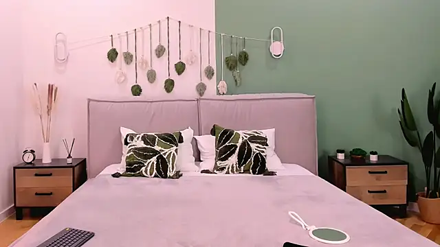 Amber Rogers online show from 03/17/25, 02:23