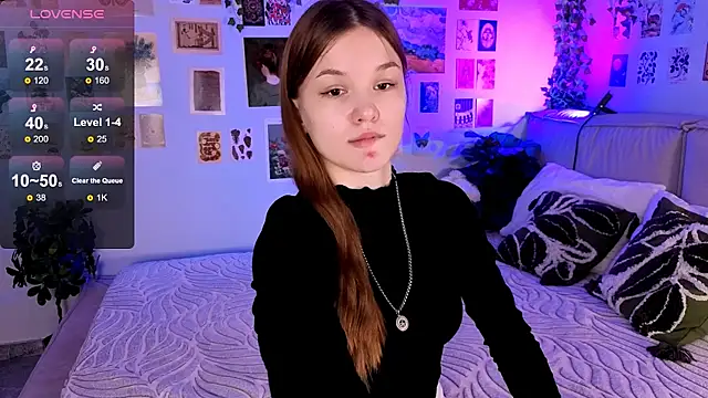 Snapshot of Amber_Rogers chatting on 05/17/26, 05:38 Amber Rogers online show from 05/17/26, 05:38