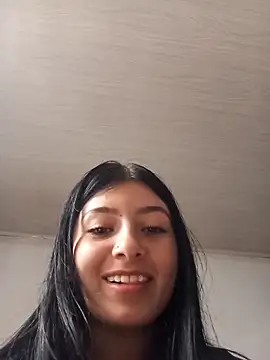 Snapshot of Alexandra090 chatting on 02/21/25, 06:59 Alexandra090 online show from 02/21/25, 06:59