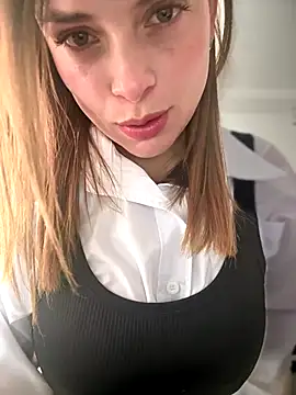 gynna kimera online show from 11/10/25, 04:28