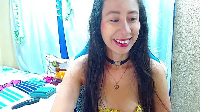 Gia leinn online show from 10/07/25, 04:15