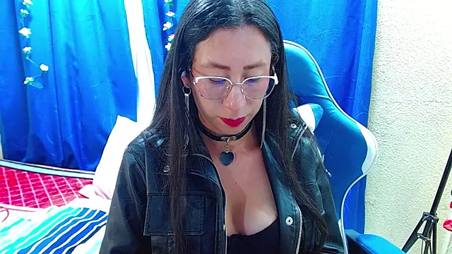 Gia leinn online show from 04/22/26, 12:24