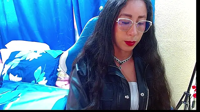 Snapshot of Gia_leinn chatting on 07/23/26, 06:50 Gia leinn online show from 07/23/26, 06:50