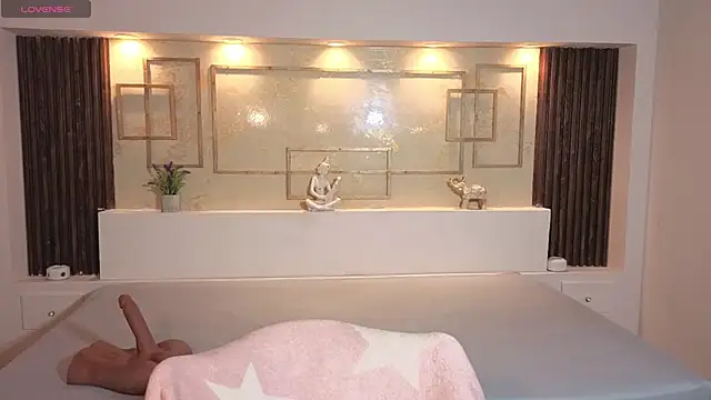 ChloeMoon9 online show from 11/11/25, 09:53