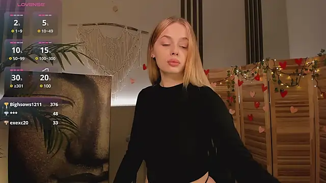 may shy  online show from 02/24/25, 12:20