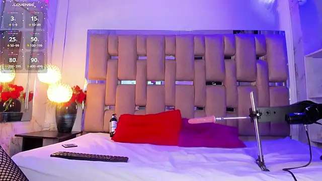 ValentinoMoreti online show from 03/15/25, 04:57