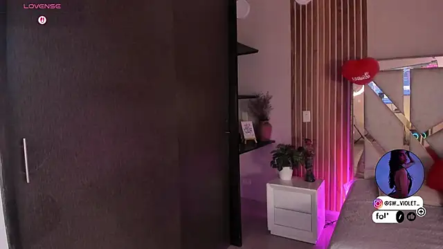 sweetviolet   online show from 02/24/26, 12:25