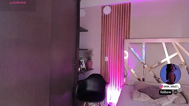 sweetviolet   online show from 04/22/26, 12:39