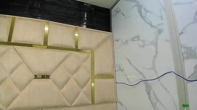 Kendall 6669 online show from 10/15/25, 01:55