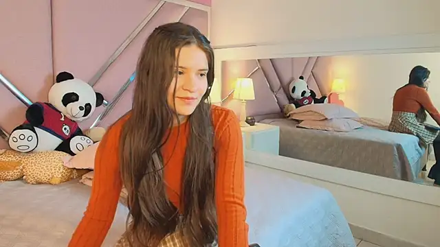 Emilybennett  online show from 03/07/25, 08:44