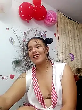 Snapshot of krolay16 chatting on 02/28/25, 11:34 krolay16 online show from 02/28/25, 11:34