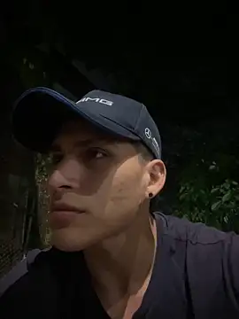 Snapshot of MaxxxSteil chatting on 03/04/25, 11:54 MaxxxSteil online show from 03/04/25, 11:54