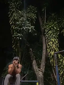 Snapshot of MaxxxSteil chatting on 03/10/25, 09:32 MaxxxSteil online show from 03/10/25, 09:32