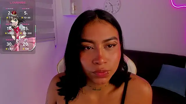 Snapshot of Ivyy_Moon_ chatting on 09/19/25, 03:30 Ivyy Moon online show from 09/19/25, 03:30