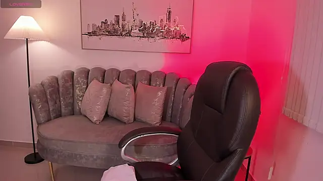 Ivyy Moon  online show from 02/17/26, 01:13