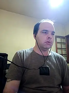 Jovissoares7ye online show from 04/19/26, 02:33