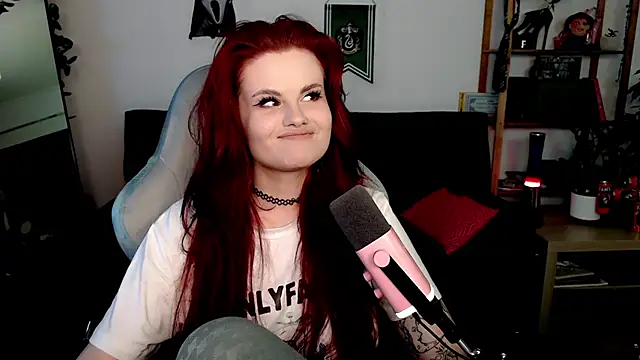 Della Ideal online show from 11/12/25, 05:35