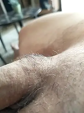 Snapshot of Davestco31 chatting on 03/22/25, 07:04 Davestco31 online show from 03/22/25, 07:04