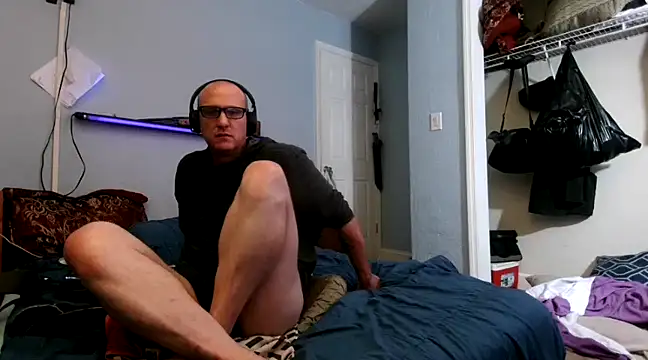 Snapshot of PornStro921 chatting on 03/19/25, 10:42 PornStro921 online show from 03/19/25, 10:42