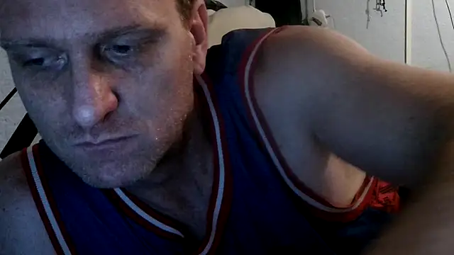 Snapshot of PornStro921 chatting on 11/10/25, 10:36 PornStro921 online show from 11/10/25, 10:36