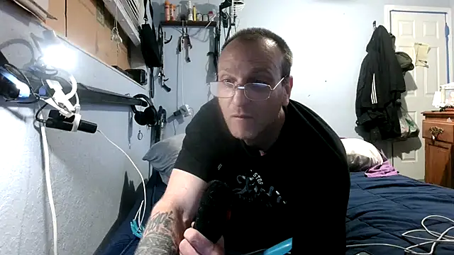 Snapshot of PornStro921 chatting on 11/18/25, 10:31 PornStro921 online show from 11/18/25, 10:31