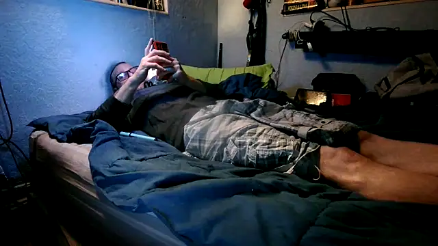 Snapshot of PornStro921 chatting on 01/18/26, 12:03 PornStro921 online show from 01/18/26, 12:03