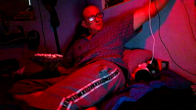 PornStro921 online show from 03/19/26, 09:52