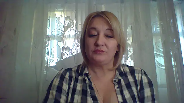 Snapshot of ArielXLoveresss chatting on 02/26/25, 03:08 ArielXLoveresss online show from 02/26/25, 03:08