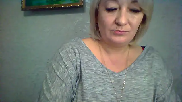 Snapshot of ArielXLoveresss chatting on 10/28/25, 07:01 ArielXLoveresss online show from 10/28/25, 07:01