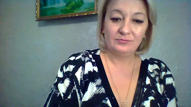 Snapshot of ArielXLoveresss chatting on 11/01/25, 06:48 ArielXLoveresss online show from 11/01/25, 06:48
