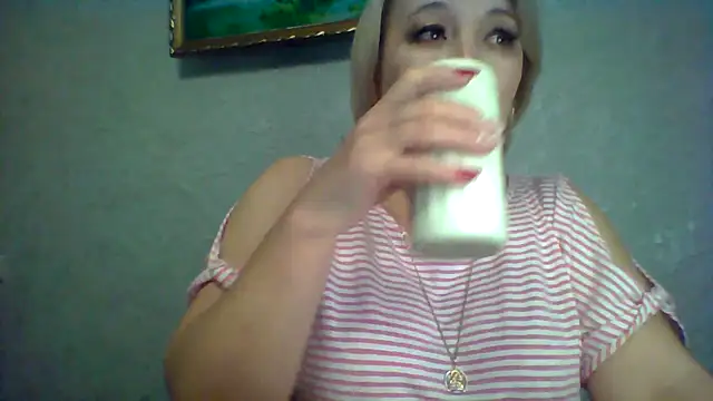 Snapshot of ArielXLoveresss chatting on 11/13/25, 05:50 ArielXLoveresss online show from 11/13/25, 05:50