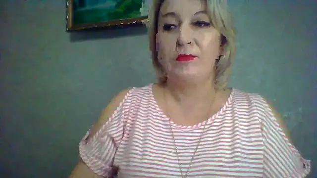 Snapshot of ArielXLoveresss chatting on 11/17/25, 06:41 ArielXLoveresss online show from 11/17/25, 06:41