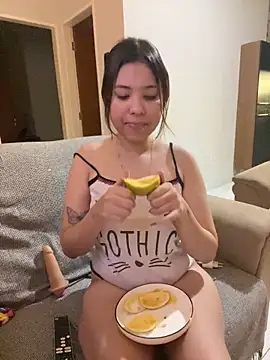 KiaraCut online show from 04/07/26, 03:07