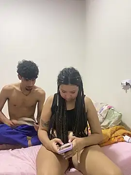 Snapshot of KiaraCut chatting on 06/19/26, 12:26 KiaraCut online show from 06/19/26, 12:26