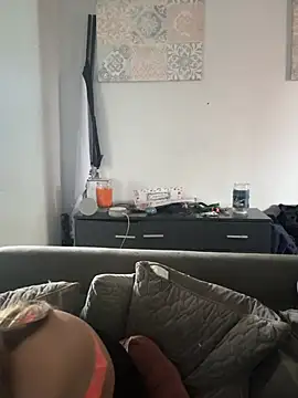 Busty-smiley-miley online show from 03/30/26, 11:11