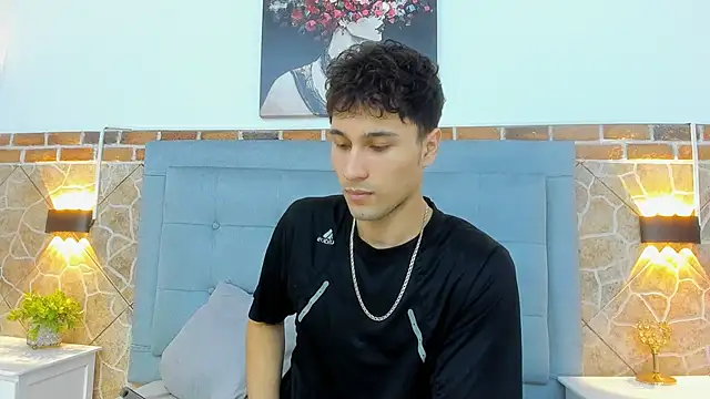 Snapshot of buddy_whitte chatting on 03/11/25, 02:29 buddy whitte online show from 03/11/25, 02:29