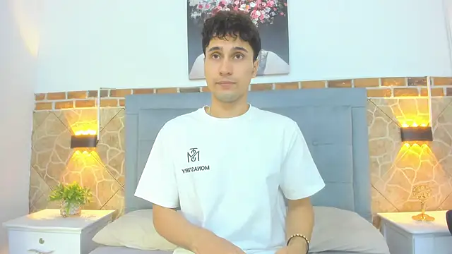 Snapshot of buddy_whitte chatting on 03/15/25, 03:51 buddy whitte online show from 03/15/25, 03:51