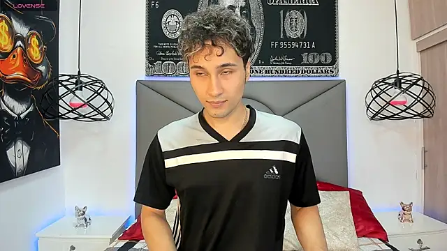 Snapshot of buddy_whitte chatting on 12/14/25, 12:10 buddy whitte online show from 12/14/25, 12:10