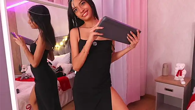 DaliaCruz online show from 11/30/25, 06:12