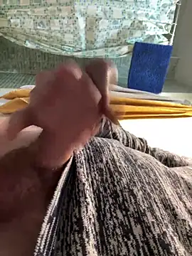 Snapshot of empeshsow chatting on 03/01/25, 01:11 empeshsow online show from 03/01/25, 01:11