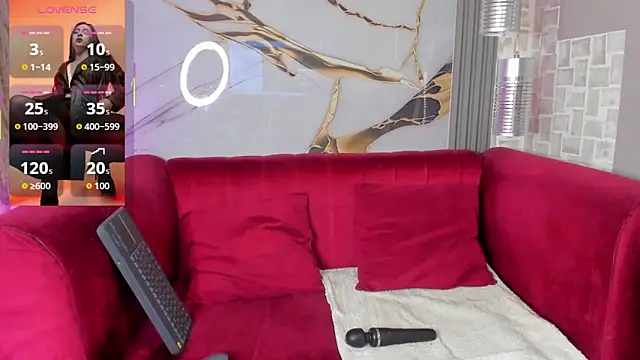 Bella williamss  online show from 11/21/25, 07:56