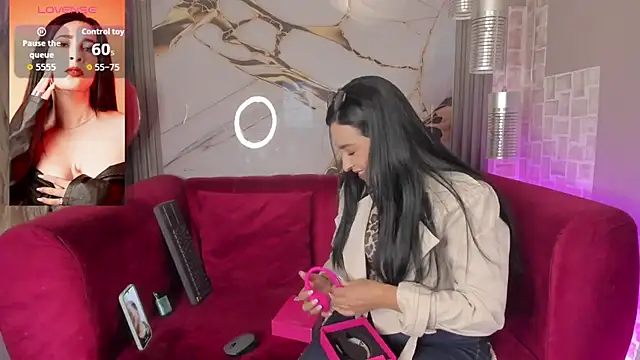 Bella williamss  online show from 11/29/25, 08:12