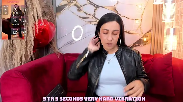 Bella williamss  online show from 12/20/25, 07:43