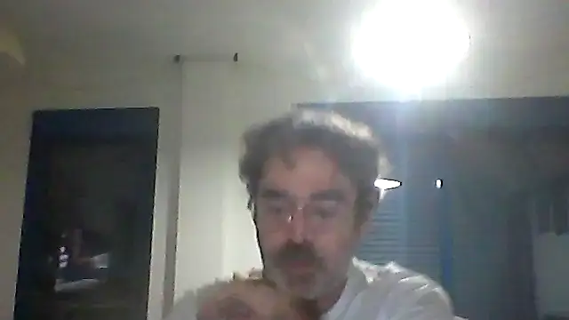 moreno51 online show from 12/18/25, 09:54