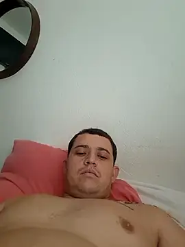 Snapshot of comcoroas chatting on 02/23/25, 06:23 comcoroas online show from 02/23/25, 06:23