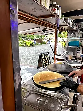 Mike8523 online show from 09/16/25, 03:13