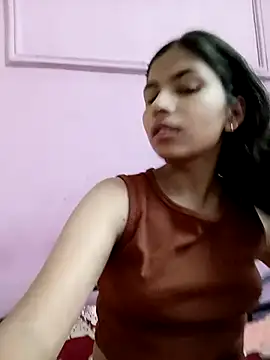 heena-3678 online show from 04/23/26, 12:51