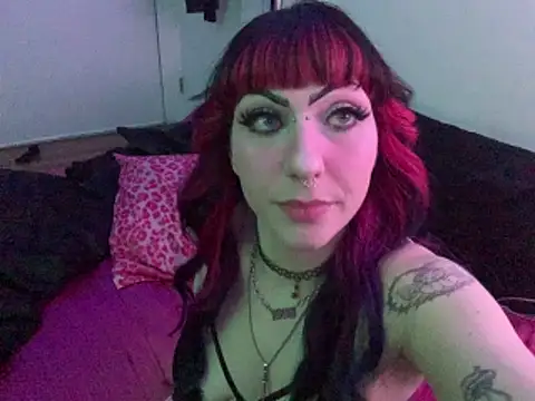 ChrryFoxx online show from 04/16/26, 11:33